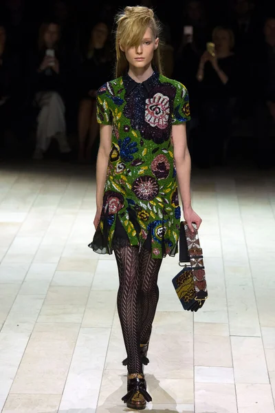 Look 136